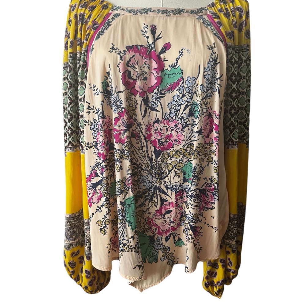 Free People floral print peasant blouse with hi-lo/handkerchief hem